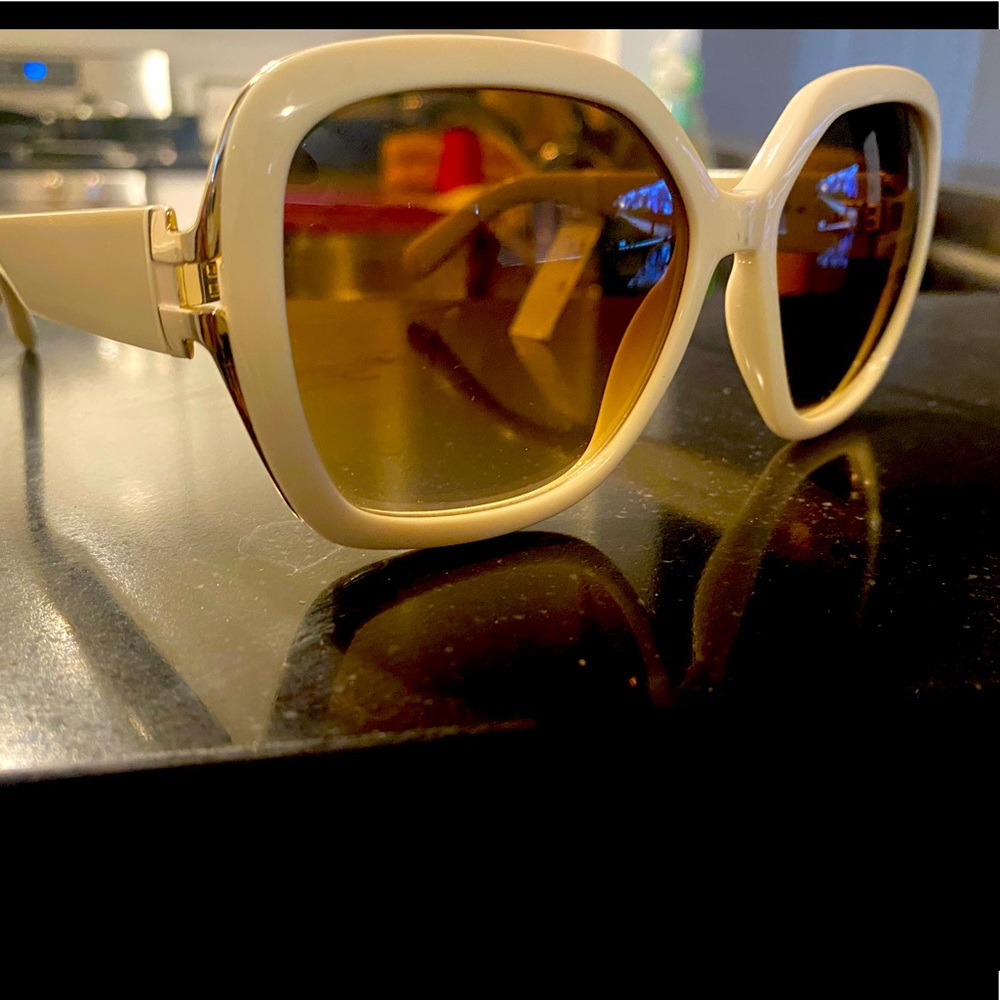 Salvatore Ferragamo women’s glasses